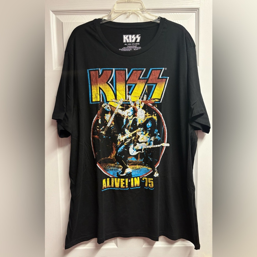 NWT KISS Graphic Band T-Shirt Size XXL